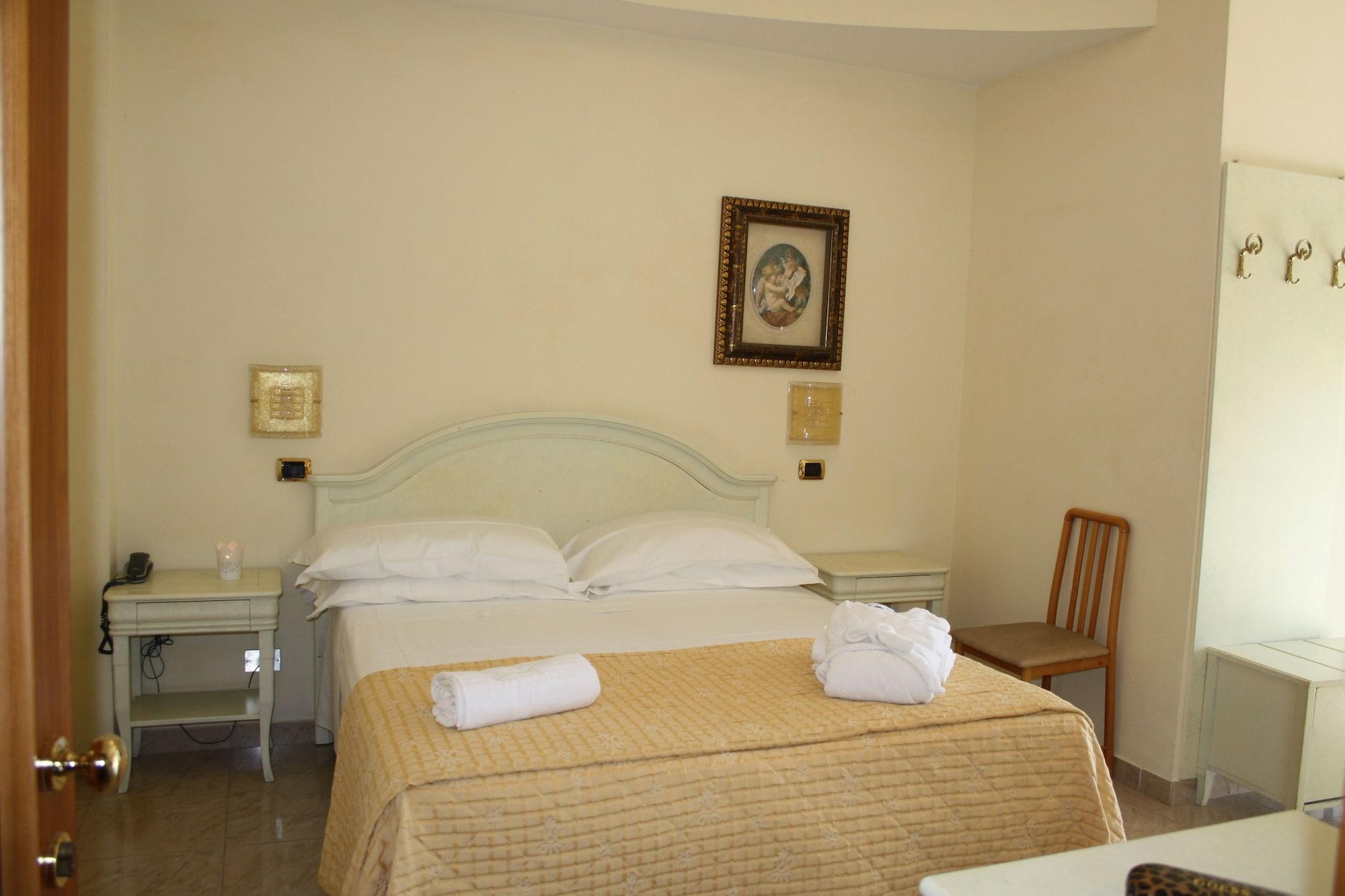 Hotel Gaston Rimini Bagian luar foto