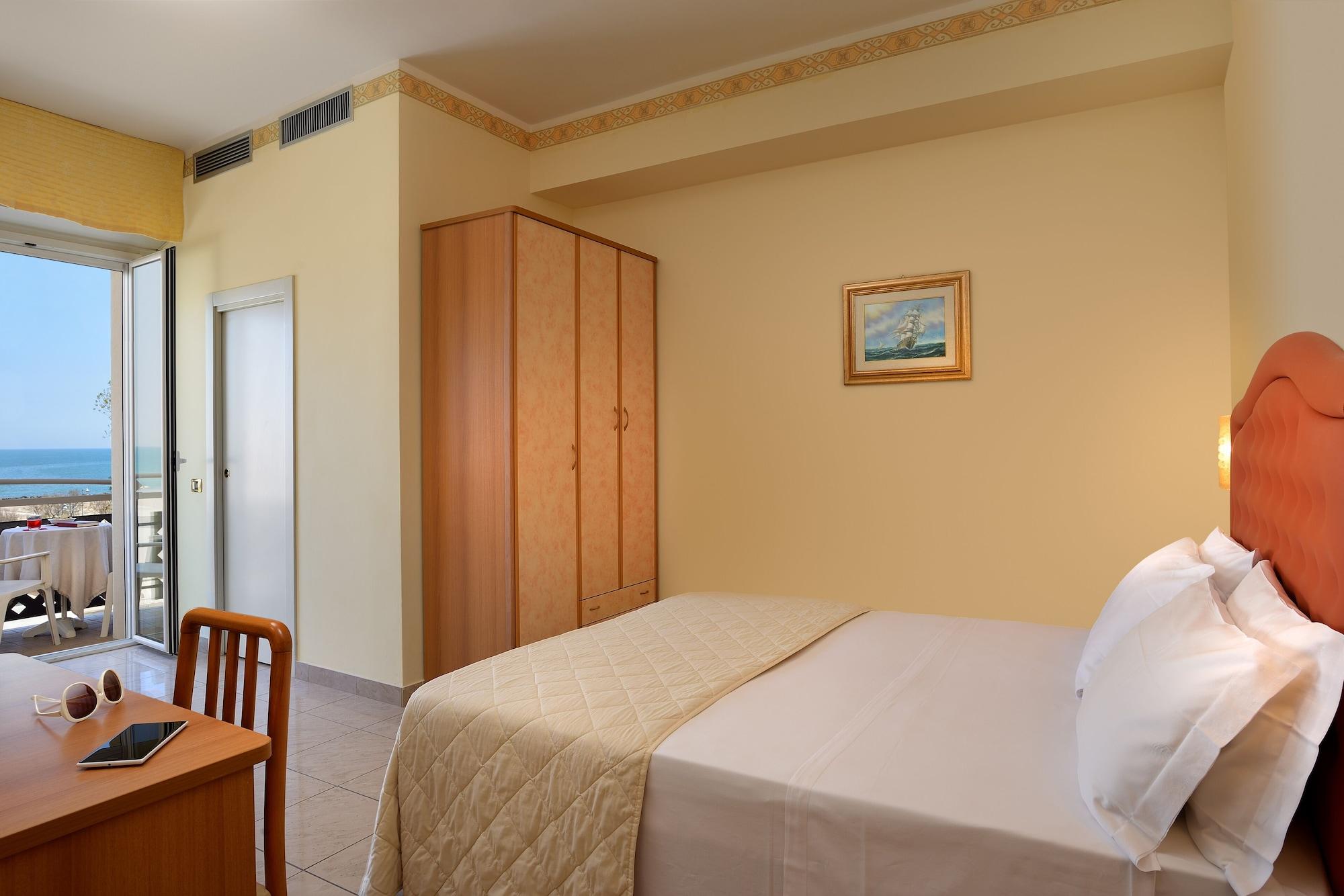 Hotel Gaston Rimini Bagian luar foto